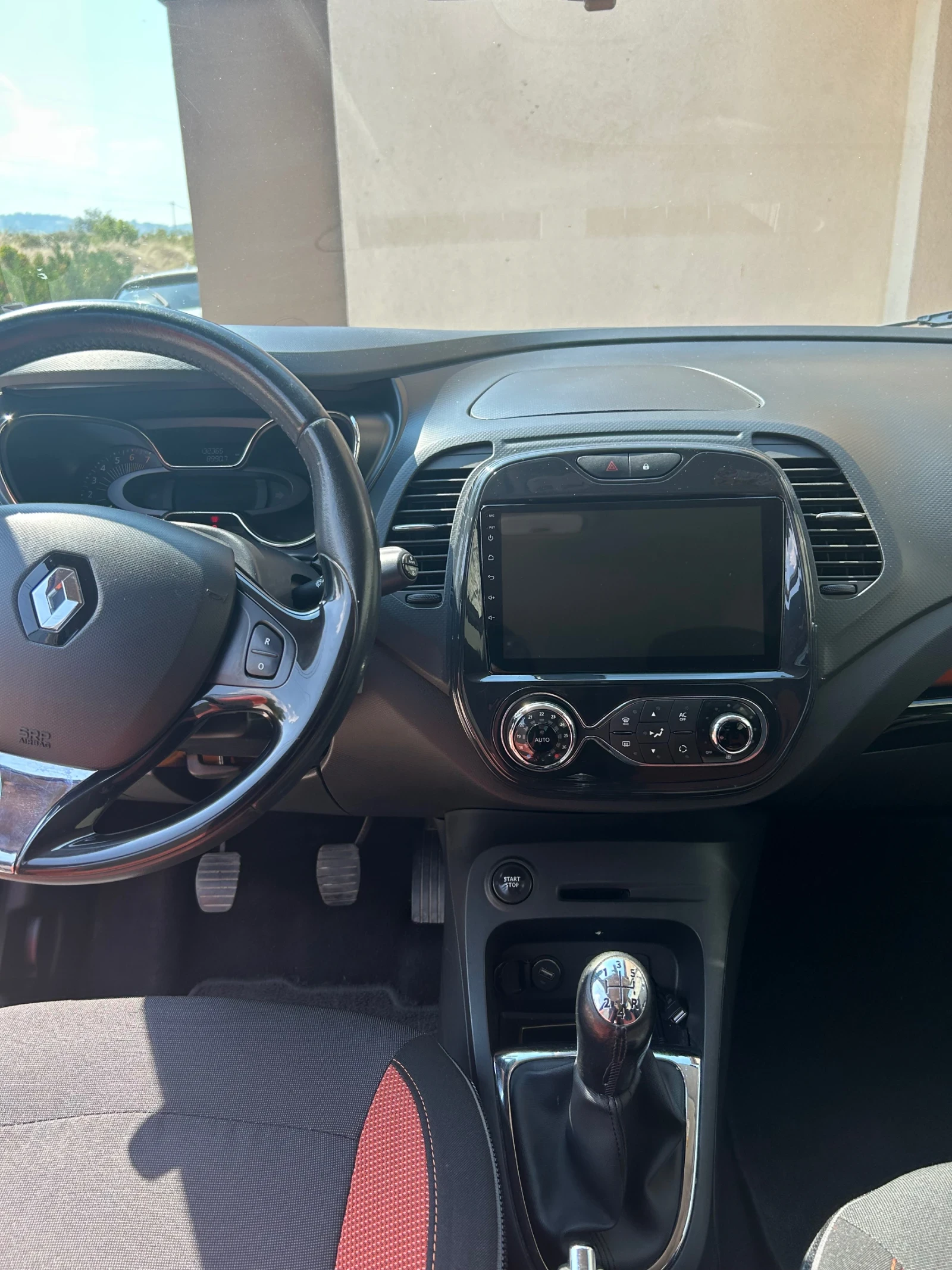 Renault Captur Tce , Бензин -Газ, снимка 8 - Автомобили и джипове - 55584856