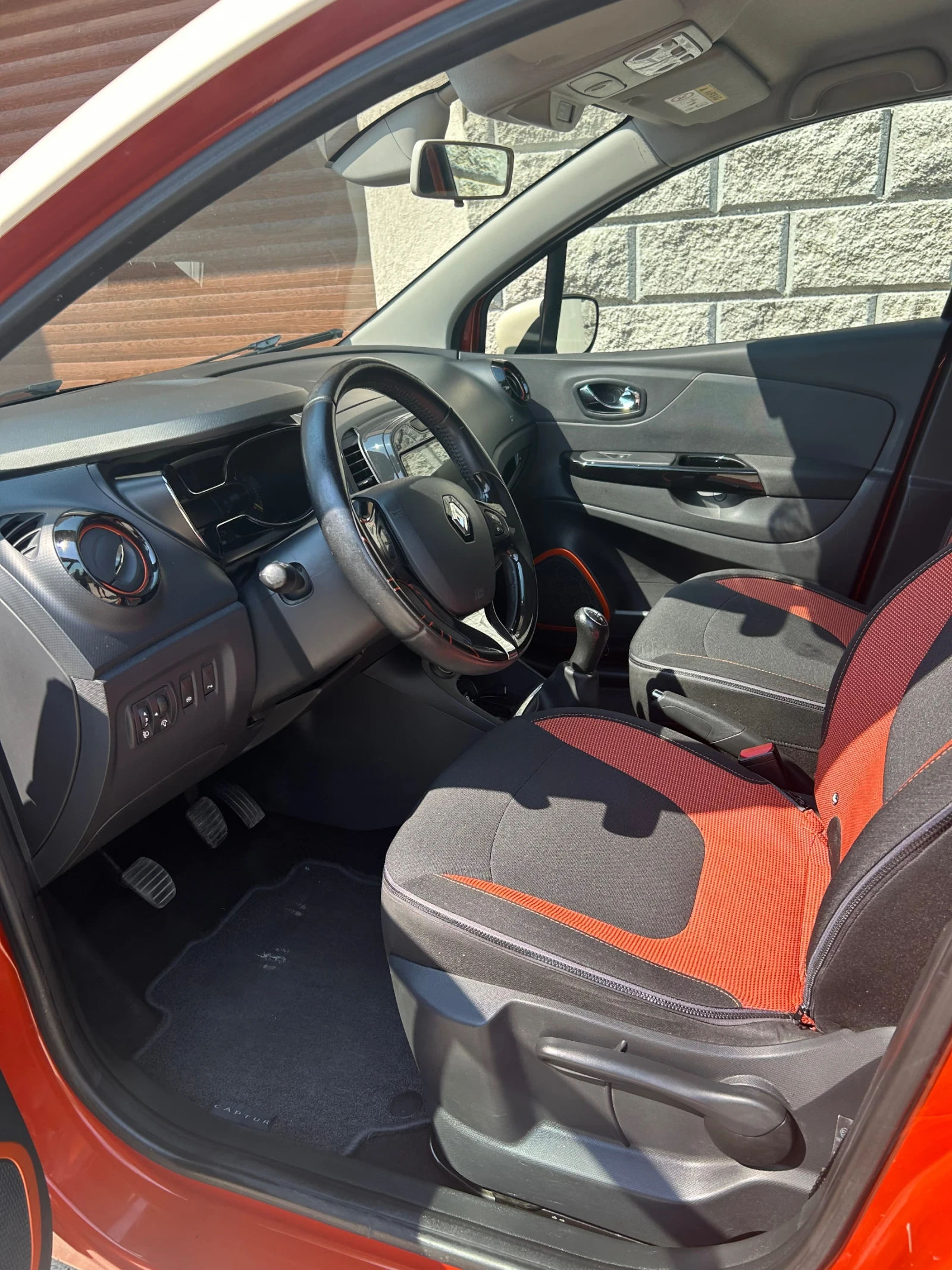 Renault Captur Tce , Бензин -Газ, снимка 6 - Автомобили и джипове - 55584856