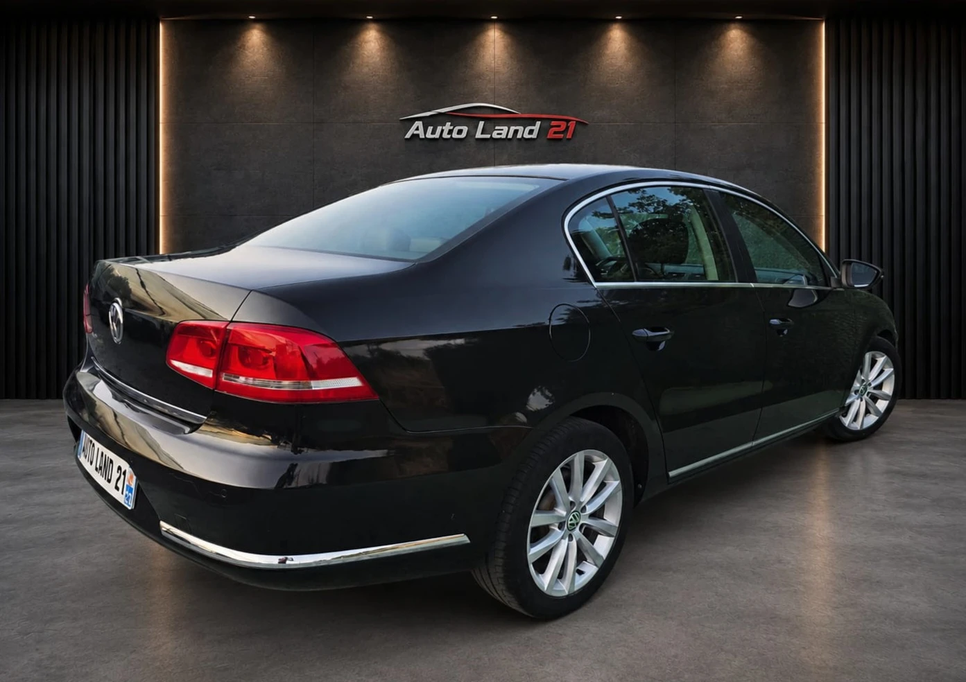 VW Passat 2.0TFSI* 211кс* HIGHTLINE* 117000км., снимка 4 - Автомобили и джипове - 55668260