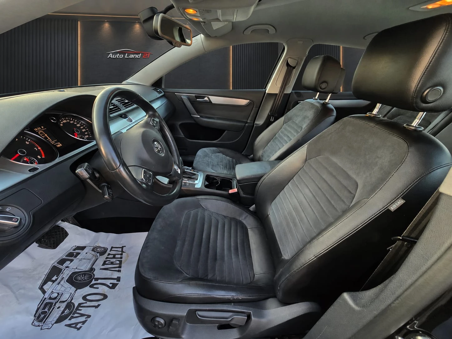 VW Passat 2.0TFSI* 211кс* HIGHTLINE* 117000км., снимка 7 - Автомобили и джипове - 55668260
