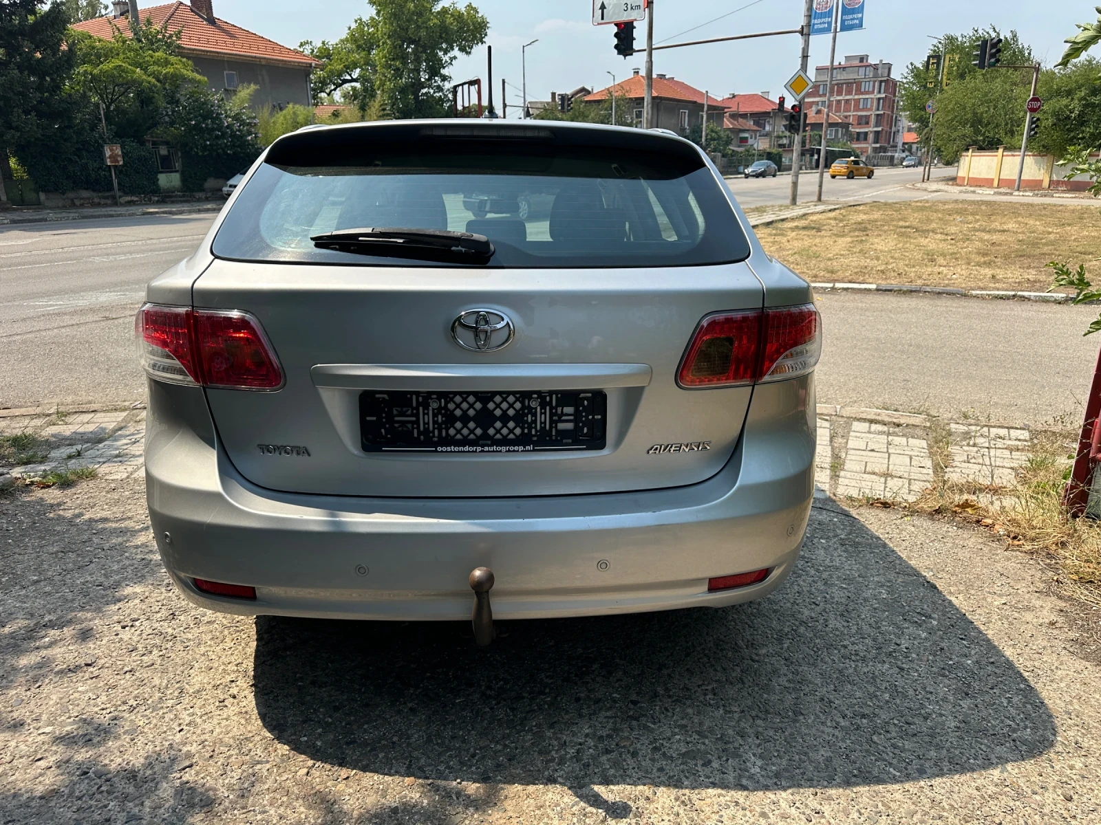 Toyota Avensis 1.8-VVTI-Comfort-NAVI-6-ск-1Г-ГАРАНЦИЯ, снимка 4 - Автомобили и джипове - 55710147