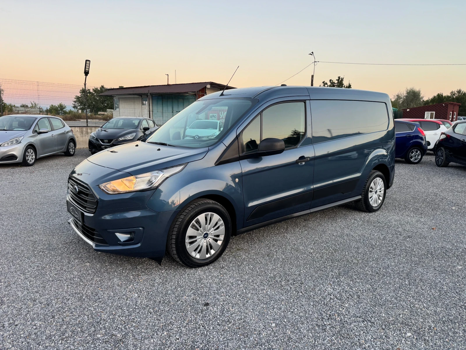 Ford Connect Transit 1.5d EkoBlue!FACE!! MAXI!! 3 Seats!! 6Sp!!, снимка 2 - Автомобили и джипове - 55728881