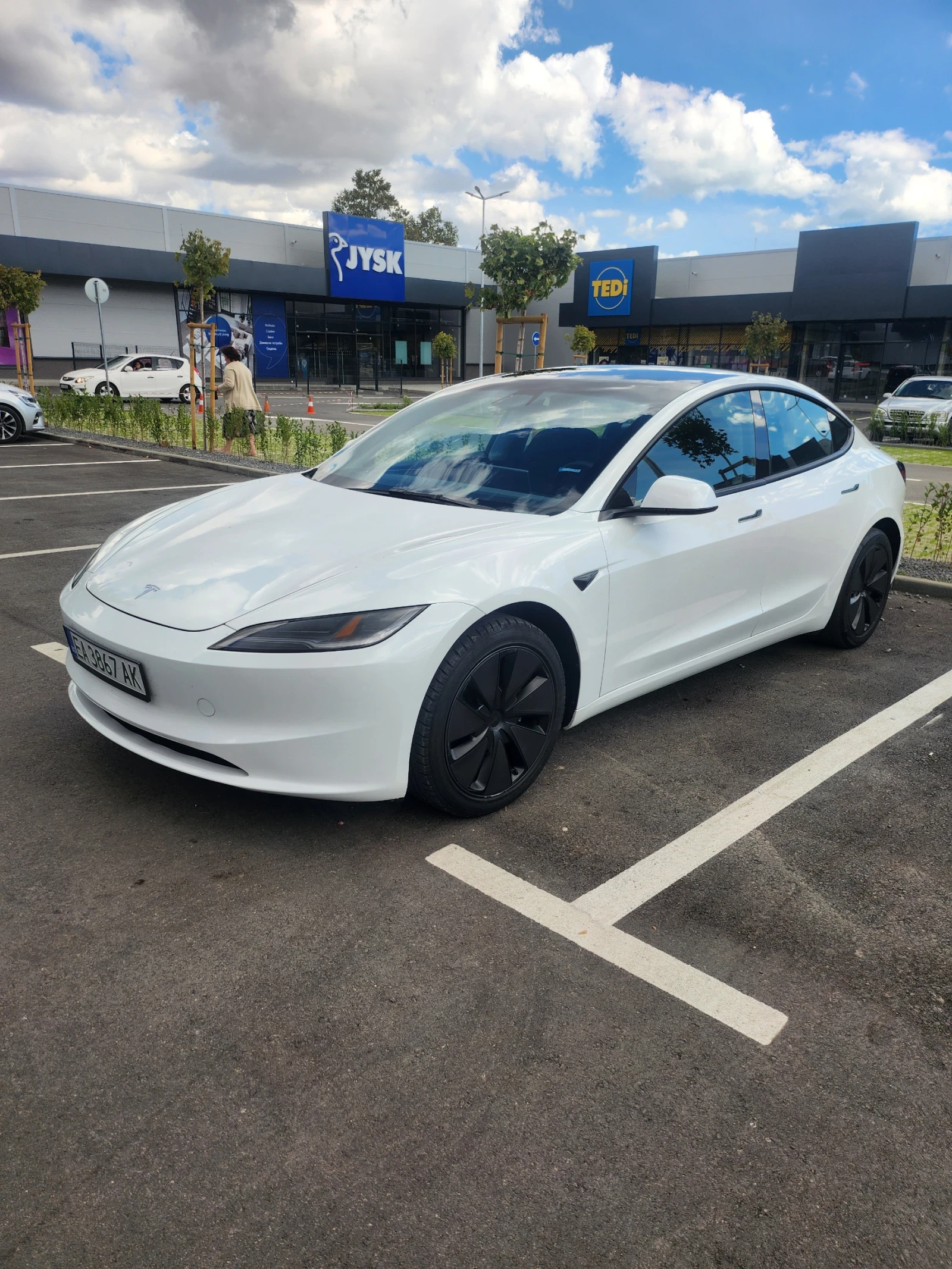 Tesla Model 3 Tesla model 3, снимка 8 - Автомобили и джипове - 56219166