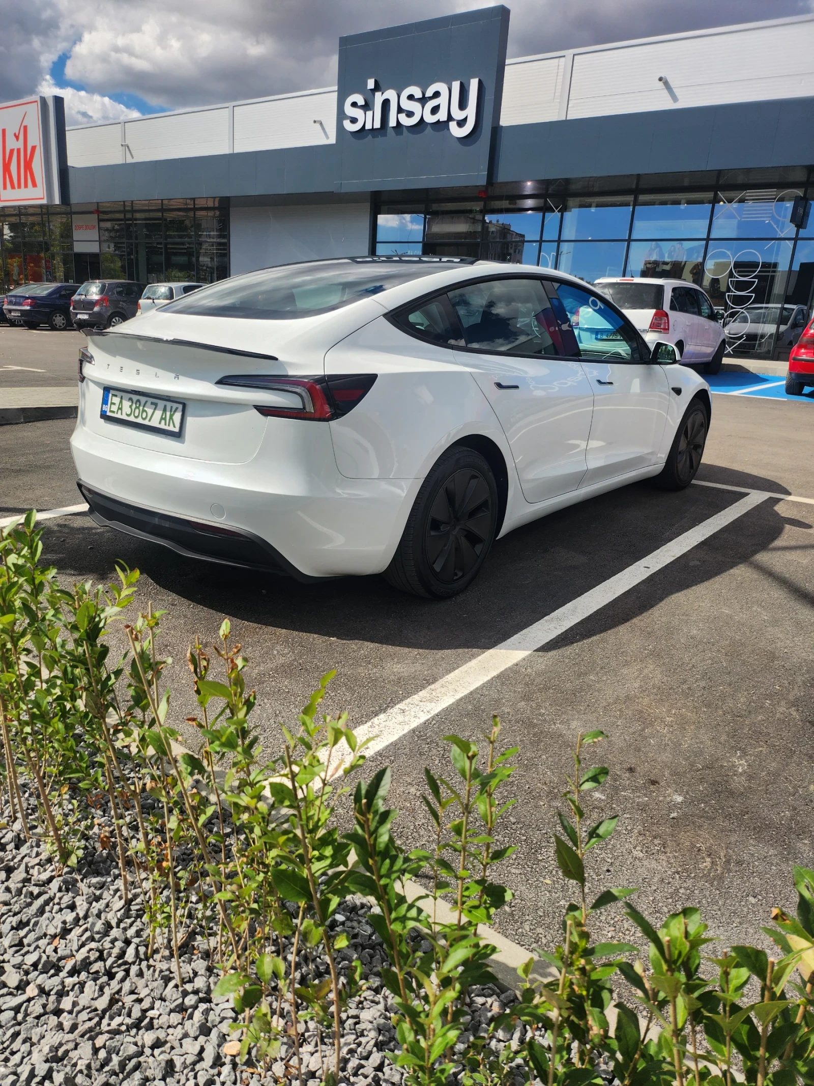 Tesla Model 3 Tesla model 3, снимка 10 - Автомобили и джипове - 56219166