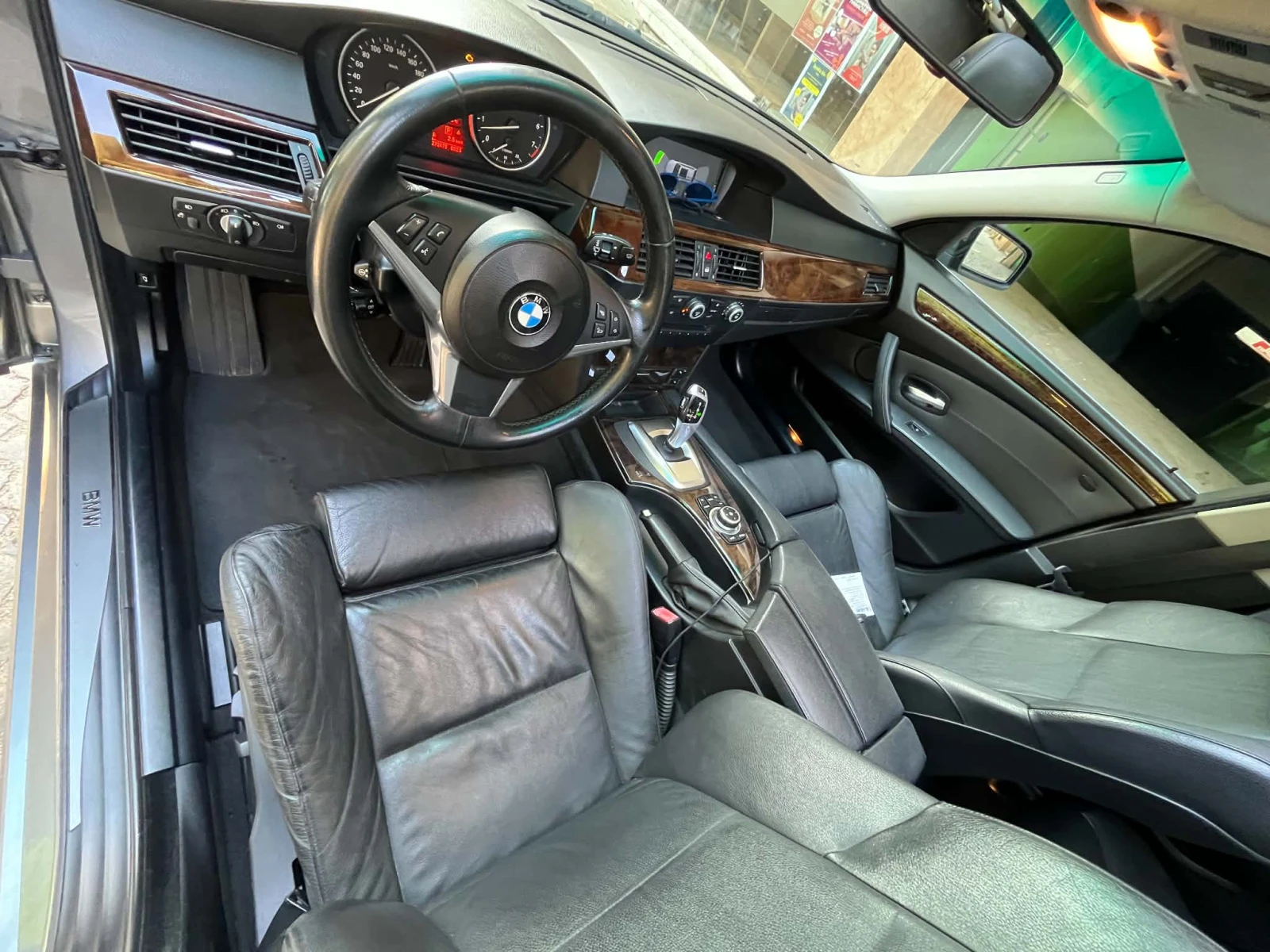 BMW 525 525i LCI 3.0, снимка 8 - Автомобили и джипове - 56328271