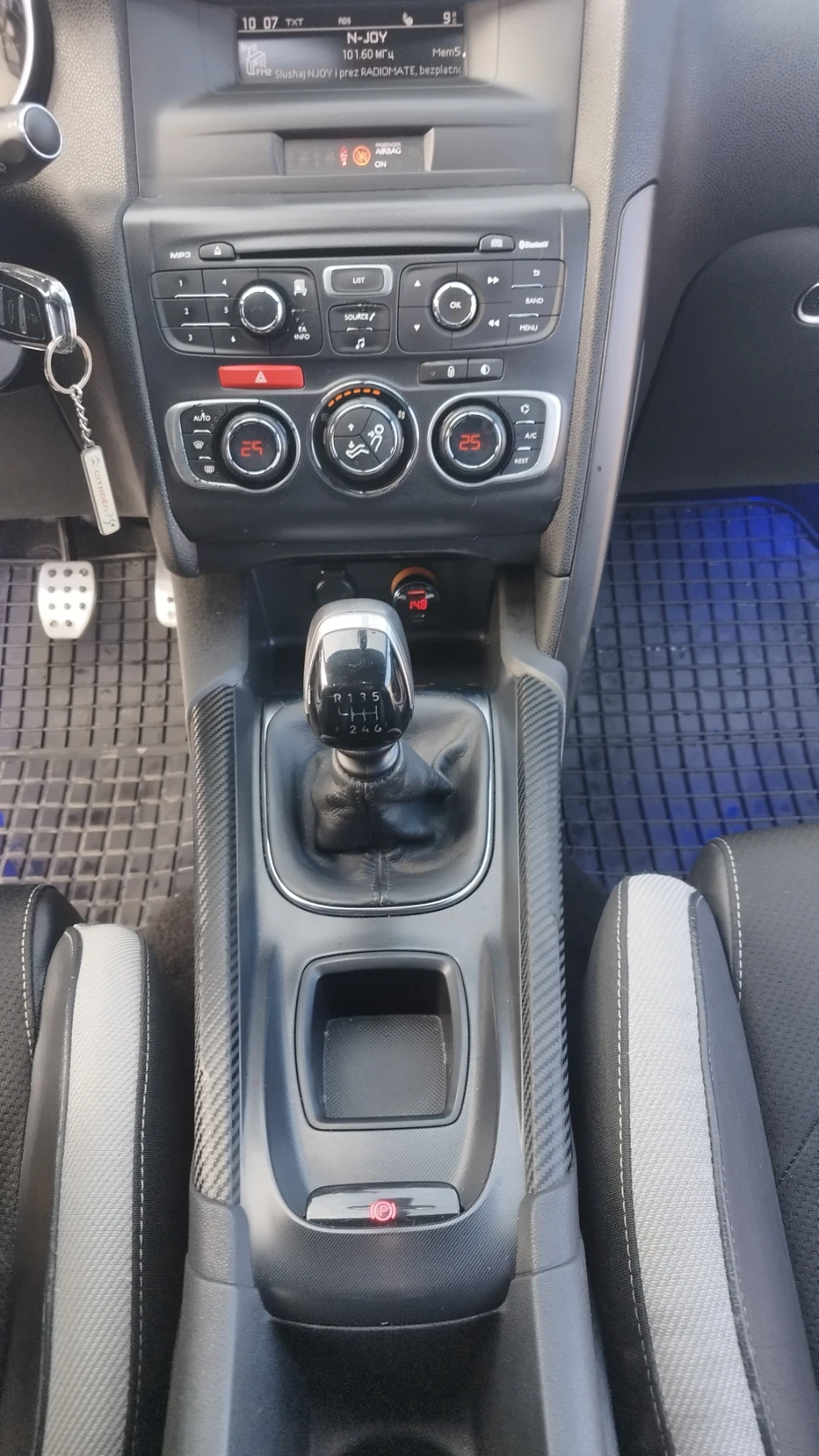 Citroen DS4, снимка 8 - Автомобили и джипове - 56555666