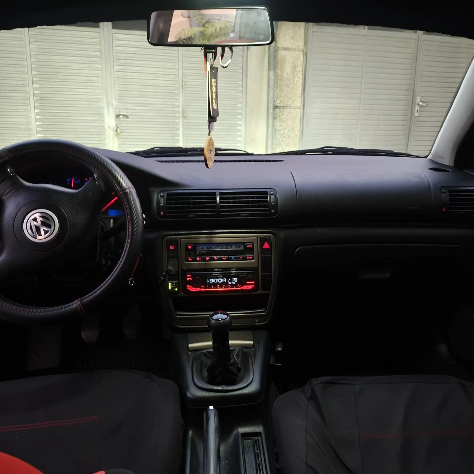 VW Passat, снимка 2 - Автомобили и джипове - 56647093