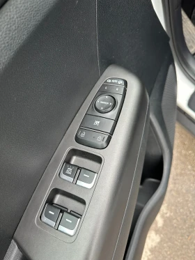 Kia Sportage 1.6 CRDi, 136 к.с., Гаранция до 07.2027, снимка 8