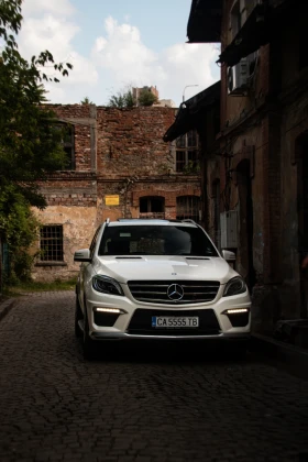 Обява за продажба на Mercedes-Benz ML 63 AMG ~45 000 лв. - изображение 1