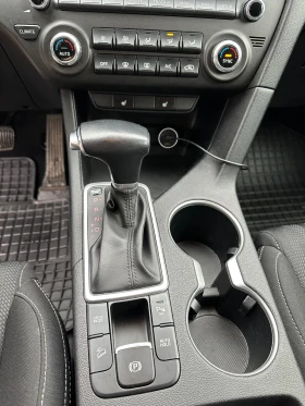 Kia Sportage 1.6 CRDi, 136 к.с., Гаранция до 07.2027, снимка 11 - Автомобили и джипове - 53388327