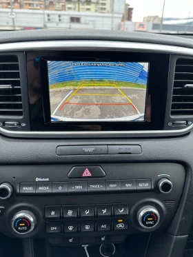 Kia Sportage 1.6 CRDi, 136 к.с., Гаранция до 07.2027, снимка 9