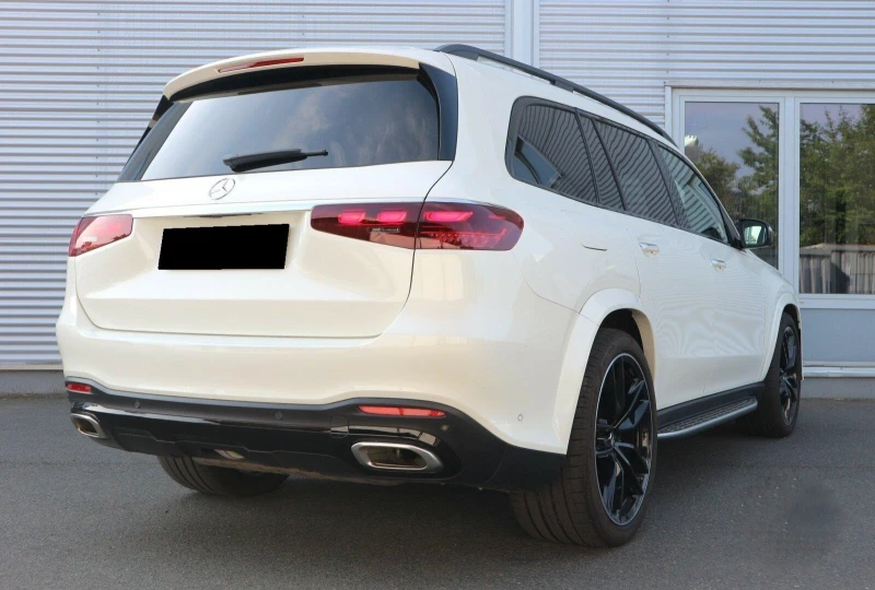 Mercedes-Benz GLS580 * 4M* AMG* PANO* DISTR* HEAD-UP* BURM* PANO* NIGHT, снимка 3 - Автомобили и джипове - 51562193
