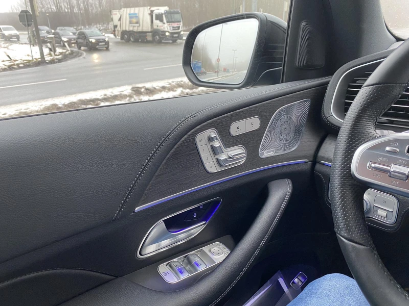 Mercedes-Benz GLE 350 AMG, снимка 5 - Автомобили и джипове - 52356813