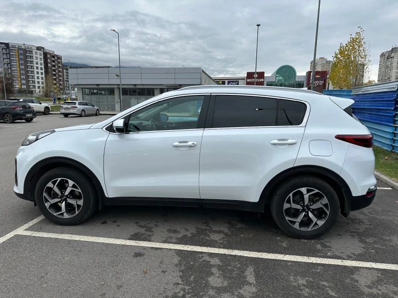 Kia Sportage 1.6 CRDi, 136 к.с., Гаранция до 07.2027, снимка 2 - Автомобили и джипове - 52679681