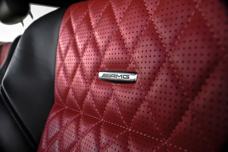 Mercedes-Benz G 63 AMG CARFAX* АВТОФИНАНСИРАНЕ* БЕЗ ПЪРВОНАЧАЛНА ВНОСКА* , снимка 8 - Автомобили и джипове - 52900042