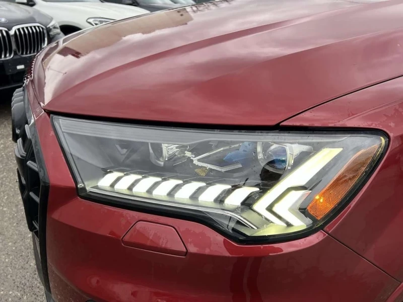 Audi SQ7 * quattro Premium Plus * CARFAX * ЦЕНА ДО БГ, снимка 10 - Автомобили и джипове - 53209928