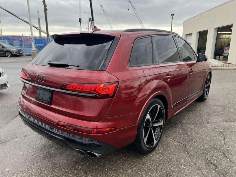 Audi SQ7 * quattro Premium Plus * CARFAX * ЦЕНА ДО БГ, снимка 7 - Автомобили и джипове - 53209928