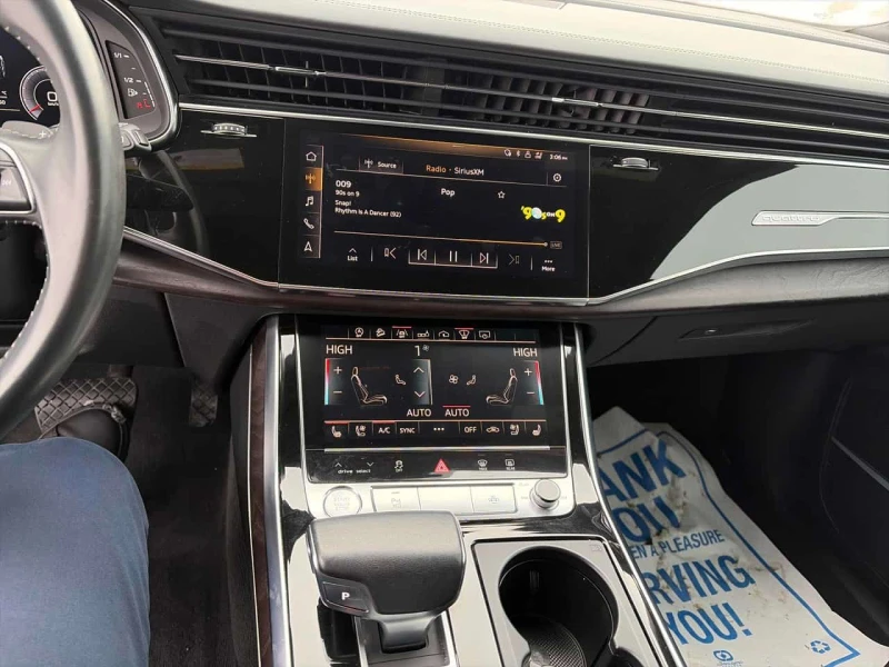 Audi Q8 * Technik * CARFAX * ЦЕНА ДО БГ, снимка 9 - Автомобили и джипове - 53583869