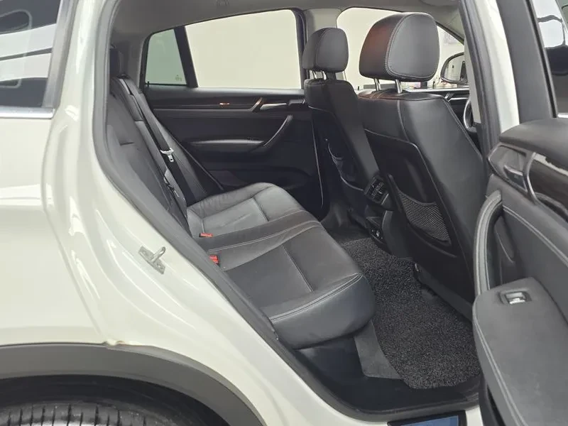 BMW X4 xDrive 20D, снимка 12 - Автомобили и джипове - 55352065