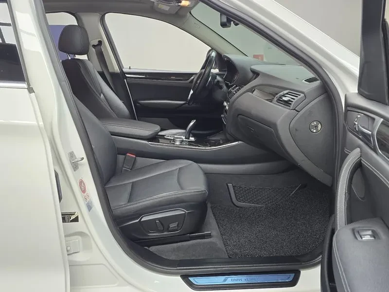 BMW X4 xDrive 20D, снимка 11 - Автомобили и джипове - 55352065