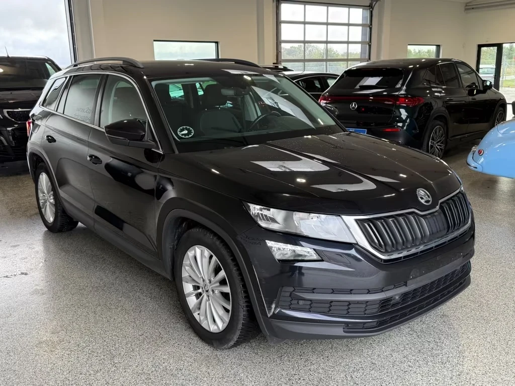 Skoda Kodiaq 1.5 TSI DSG7 ACC AHK LED, снимка 1