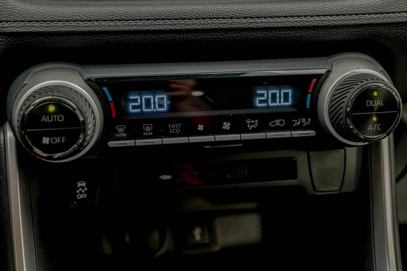 Toyota Rav4 Hybrid/4x4/Lane Assist/Distonic/ | Mobile.bg   12