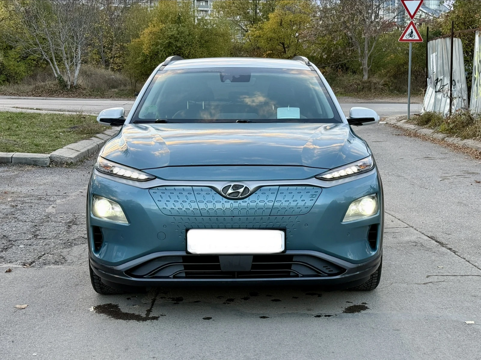 Hyundai Kona 64kWh Premium SOH100% Термопомпа - изображение 6
