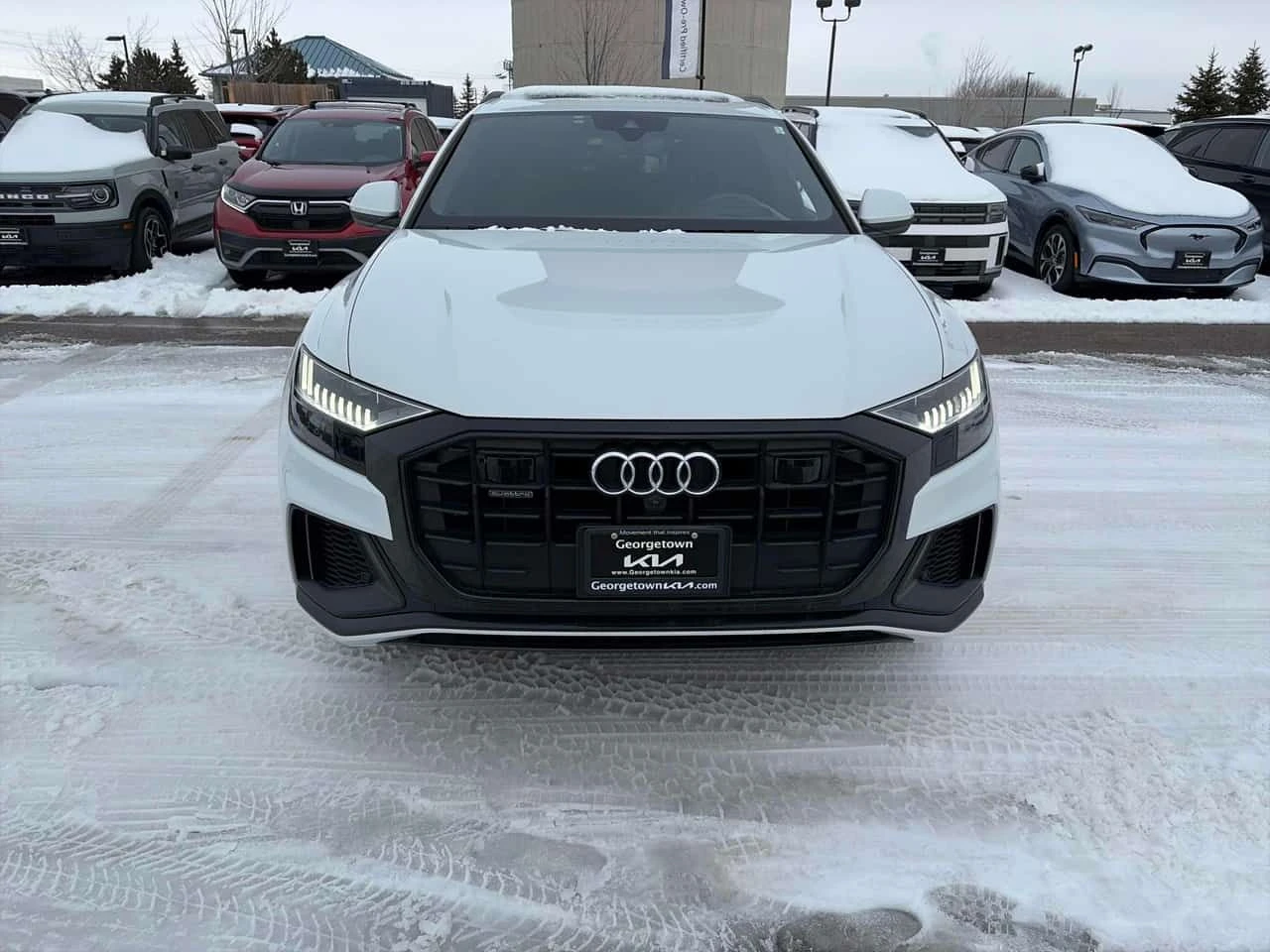 Audi Q8 * Technik * CARFAX * ���� �� �� | Mobile.bg � ����������� 4