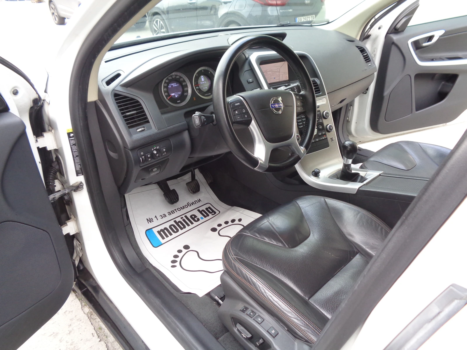 Volvo XC60 2.4D-NAVI-KAMERA-PANORAMA-BARTER-LIZING | Mobile.bg � ����������� 9