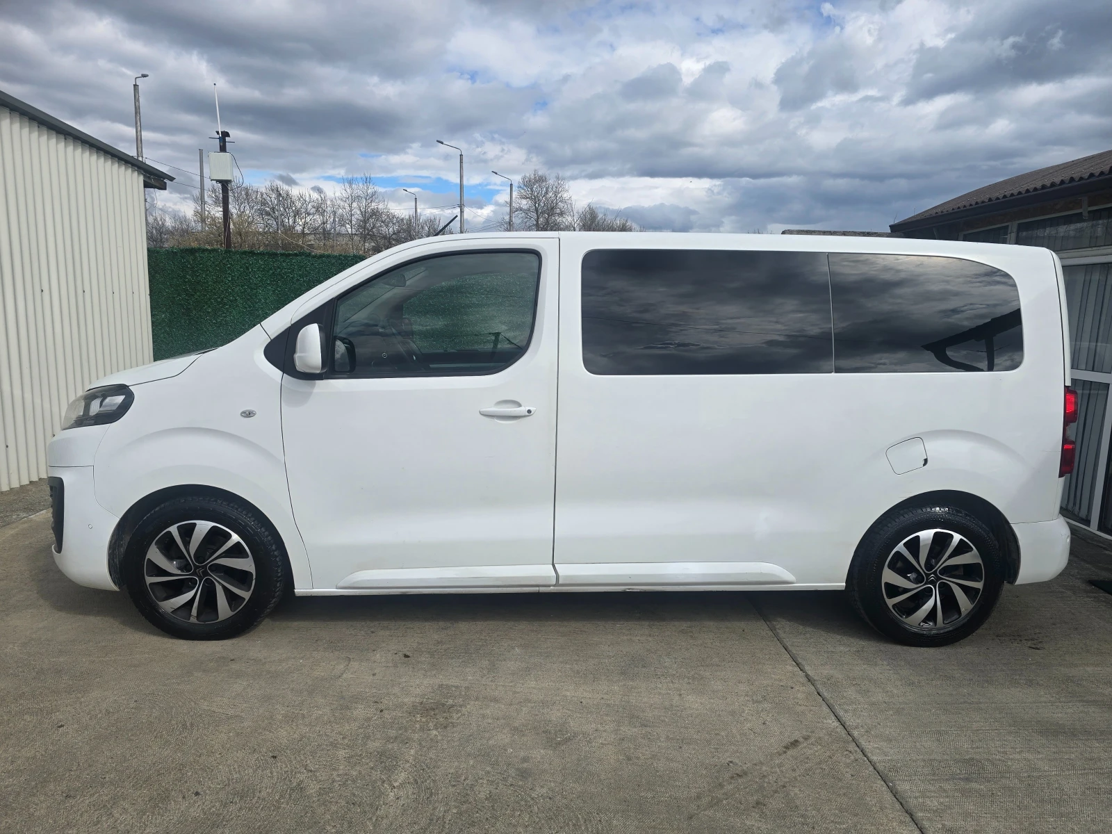 Citroen Spacetourer 2.0HDI* 9 ����� * 144�.� * ���������  | Mobile.bg � ����������� 2