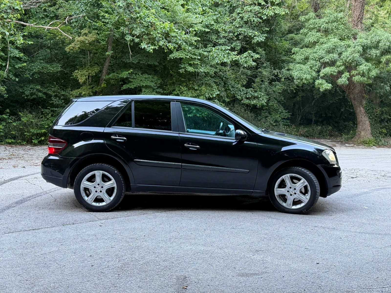 Mercedes-Benz ML 320, снимка 4 - Автомобили и джипове - 54635939