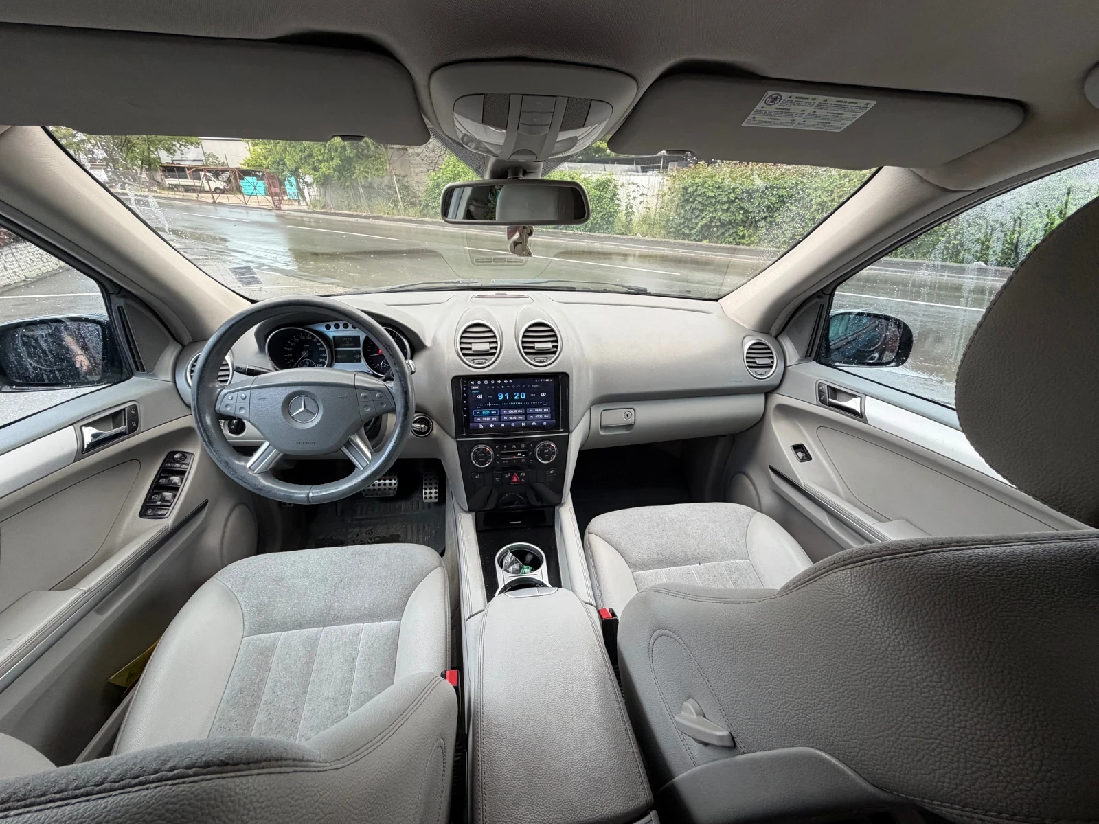 Mercedes-Benz ML 320, снимка 11 - Автомобили и джипове - 54635939