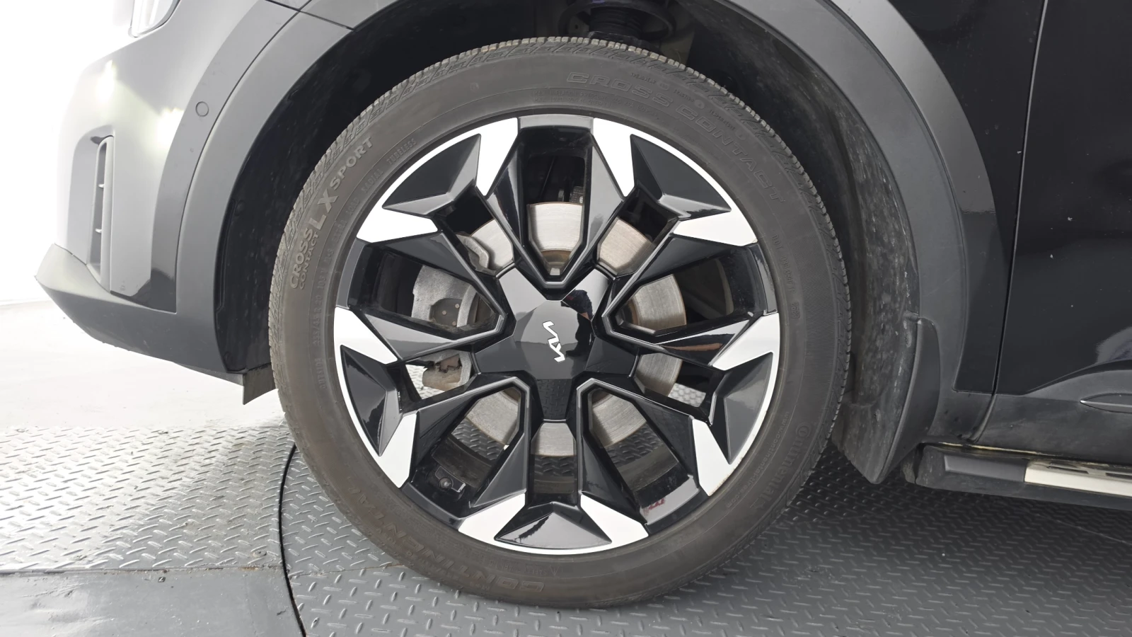 Kia Sorento SIGNATURE* 360* ОБДУХ* МАСАЖ* DISTRONIK* HEAD-UP* , снимка 5 - Автомобили и джипове - 54702182