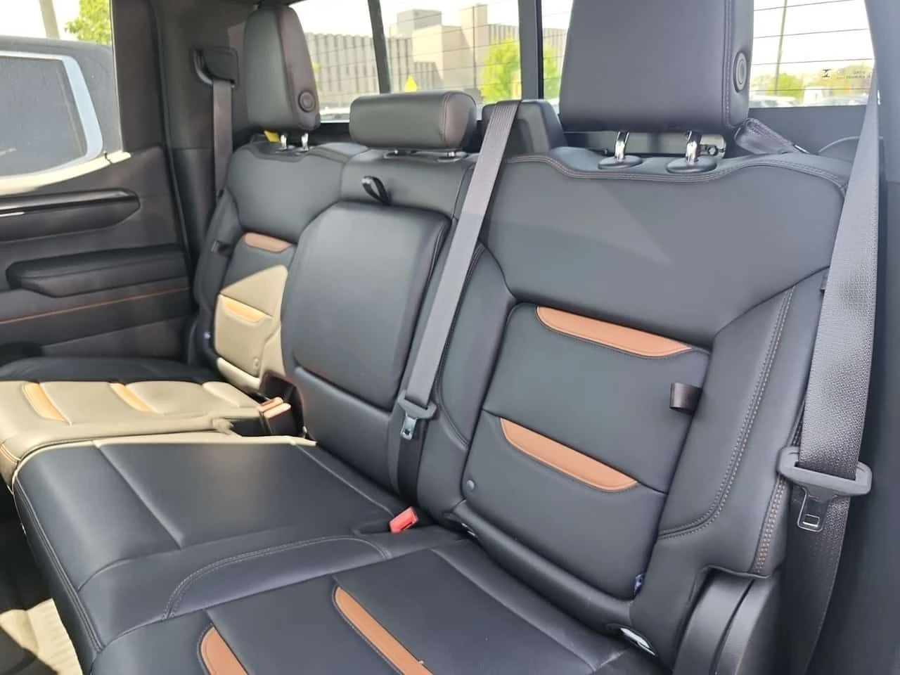 Gmc Sierra * AT4 * CARFAX * ОПЦИЯ ЗА ФИНАНСИРАНЕ, снимка 3 - Автомобили и джипове - 55012248