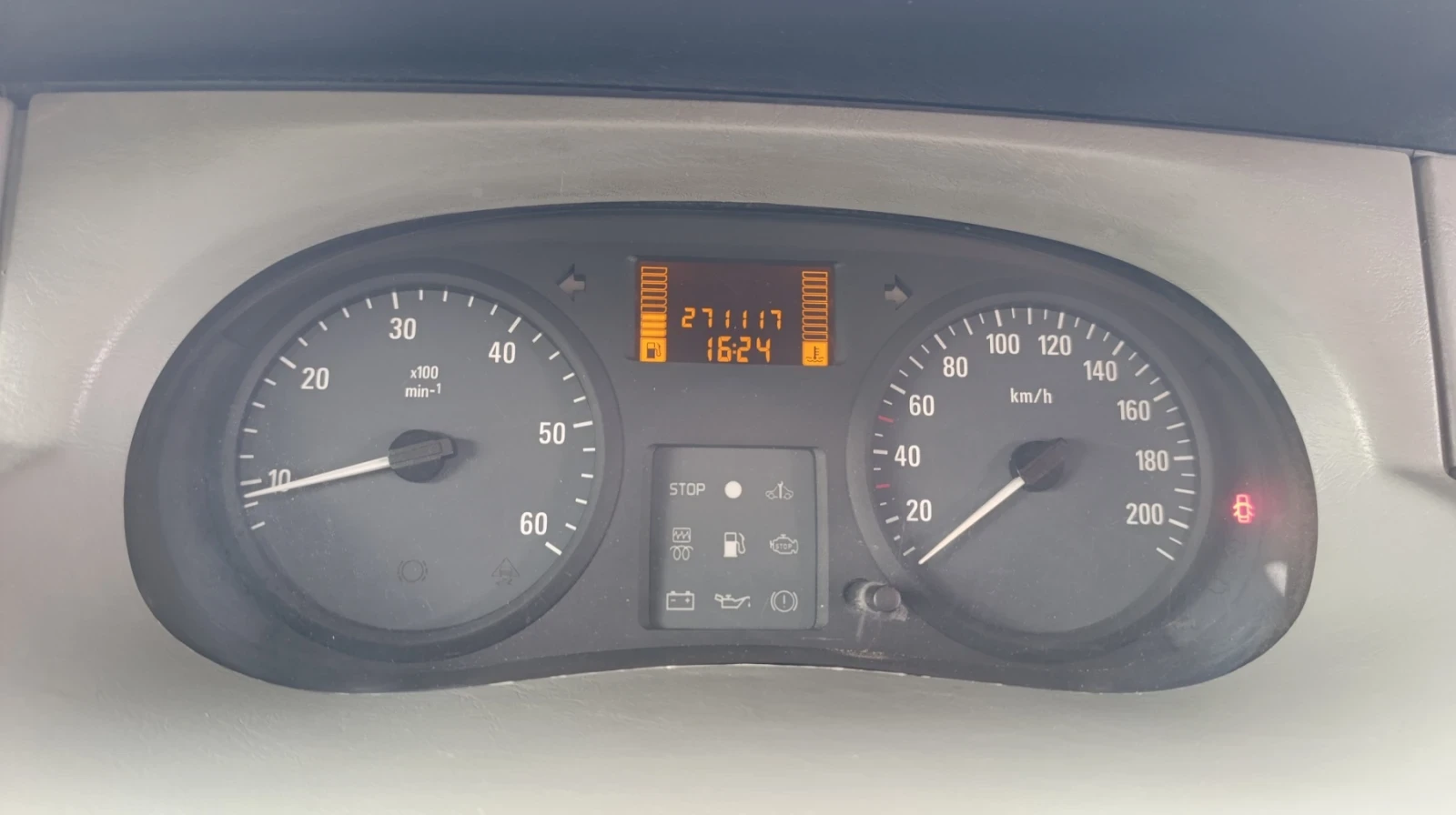 Opel Vivaro  - изображение 9