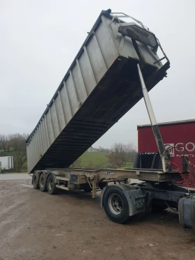 Полуремарке Benalu