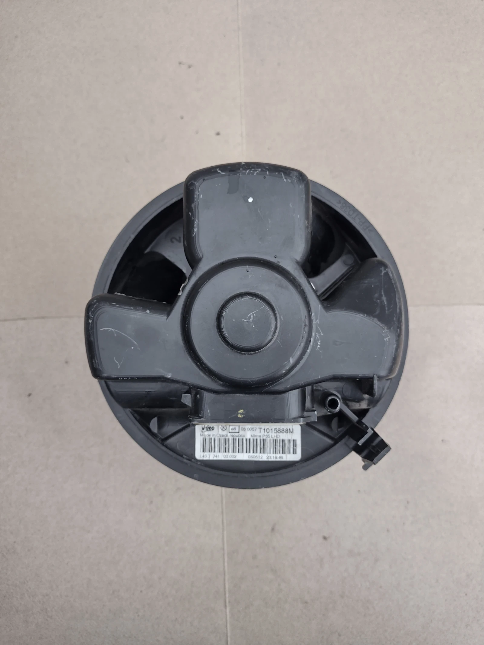 T1015888M    Peugeot 107, Toyota Aygo (2005-2014)  Valeo | Mobile.bg   1