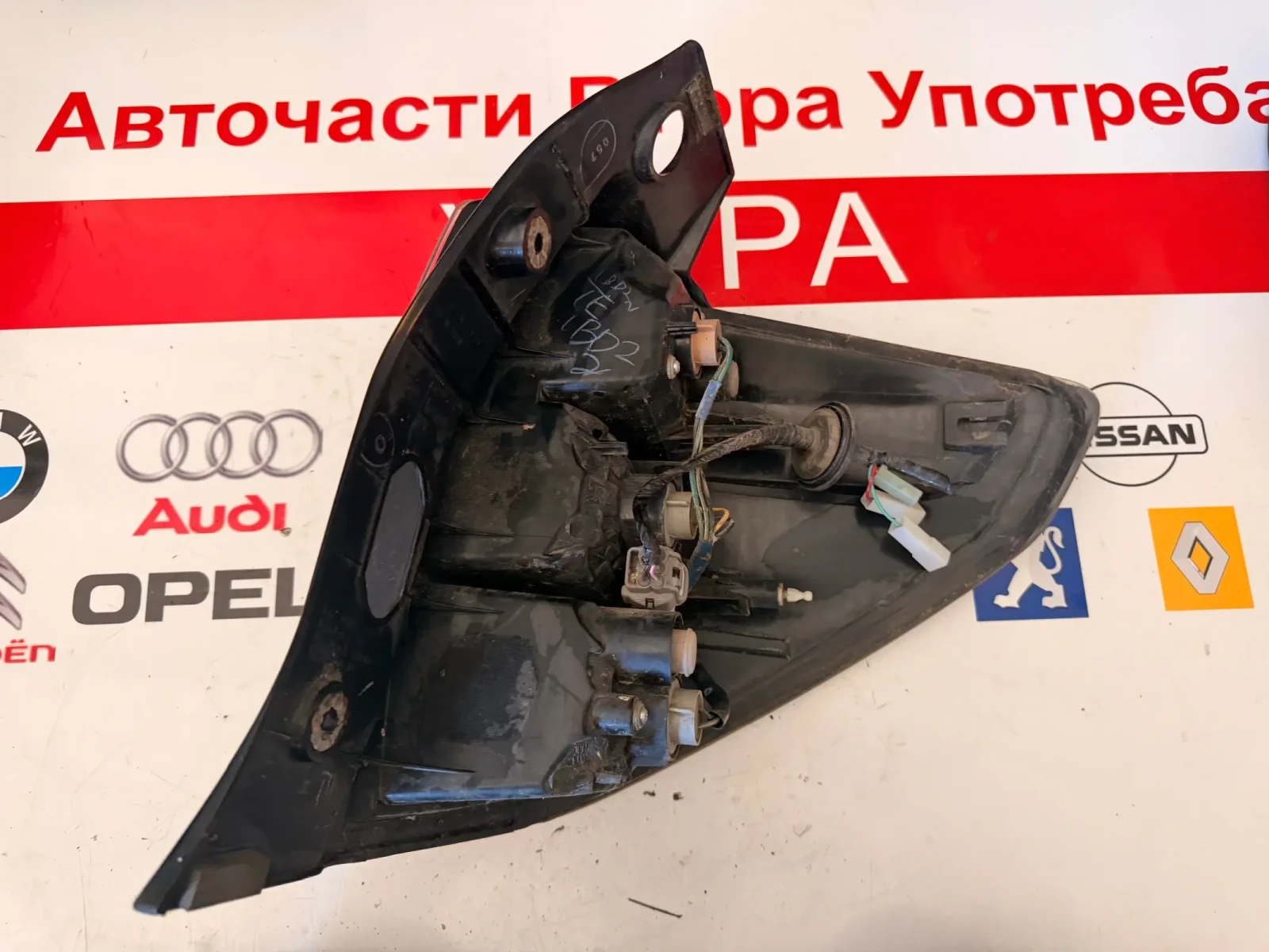 220-20046  Ляв стоп Subaru Forester III 2008-2013, снимка 2 - Части - 55231763