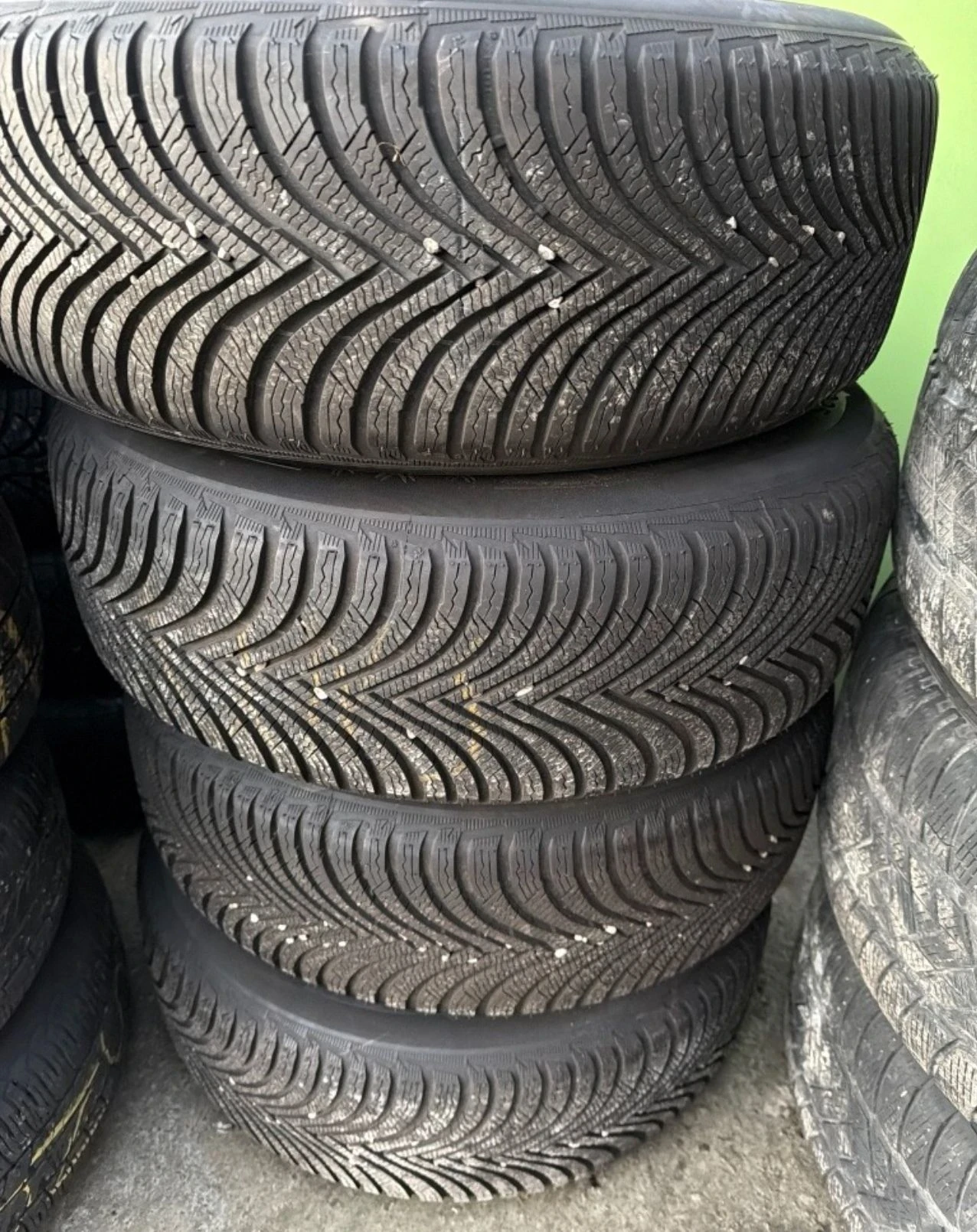Гуми с джанти Michelin 225/60R16, снимка 2 - Гуми и джанти - 55889457