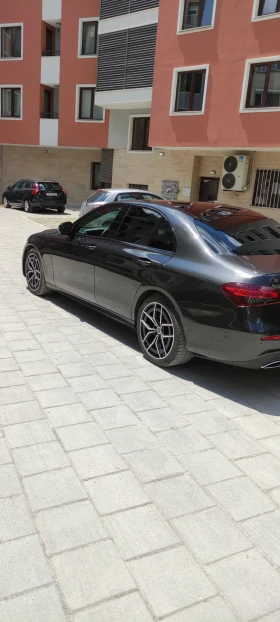 Mercedes-Benz E 220, снимка 3
