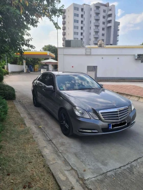 Mercedes-Benz E 200, снимка 3