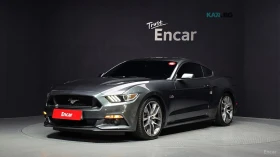������ Ford Mustang