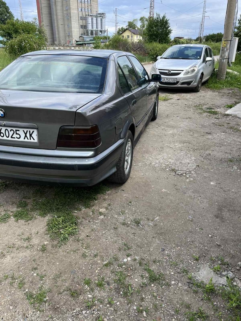 BMW 320, снимка 3 - Автомобили и джипове - 46434621