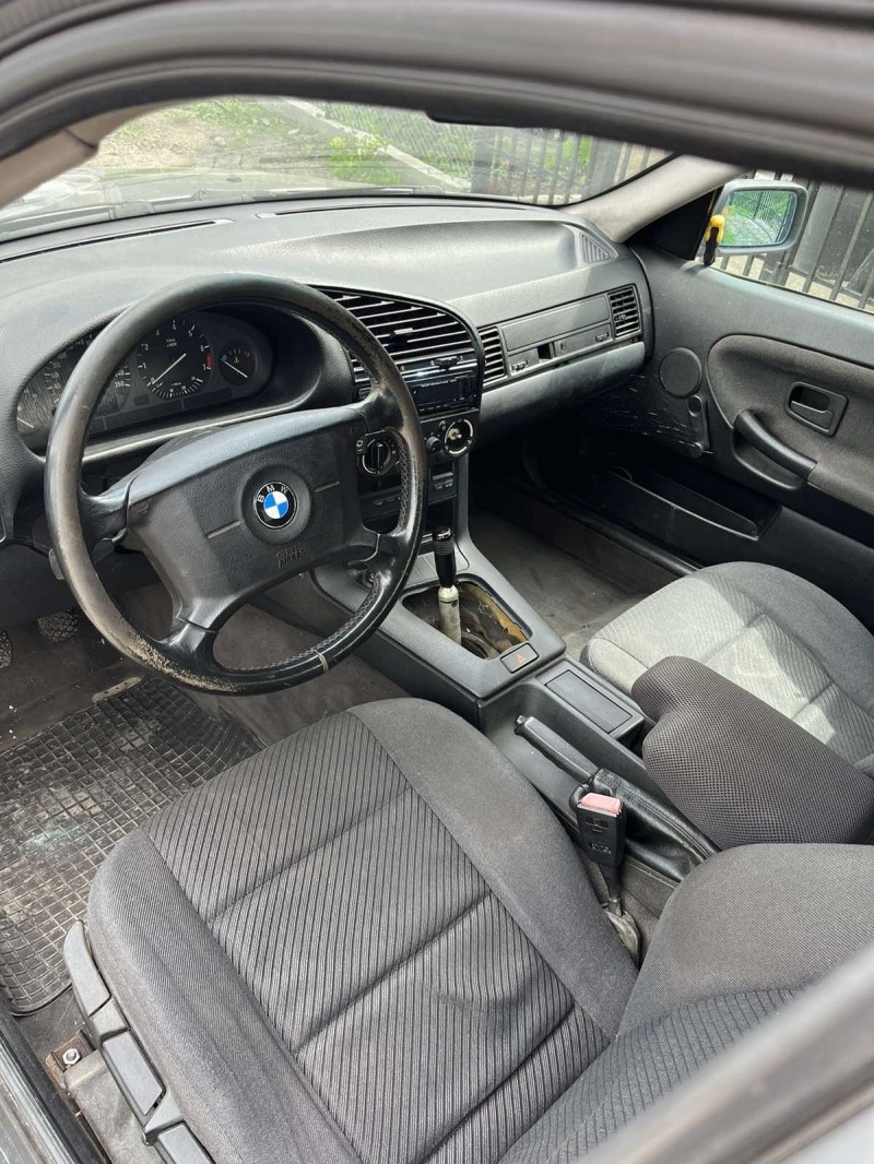 BMW 320, снимка 6 - Автомобили и джипове - 46434621