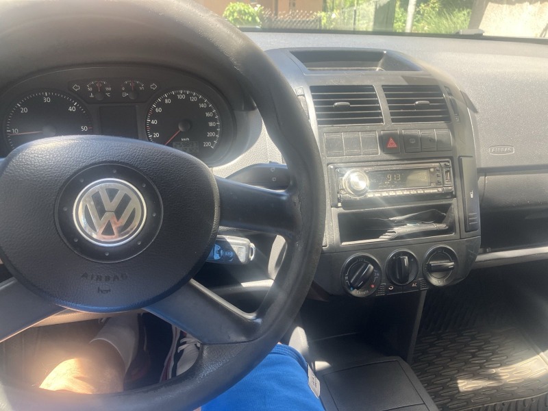 VW Polo, снимка 6 - Автомобили и джипове - 46227146