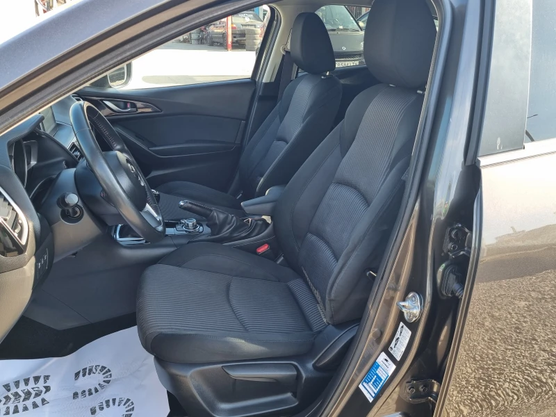 Mazda 3 2.2 D EURO 6B 150КС, снимка 13 - Автомобили и джипове - 47640414