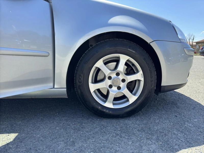 VW Golf, снимка 11 - Автомобили и джипове - 52296046