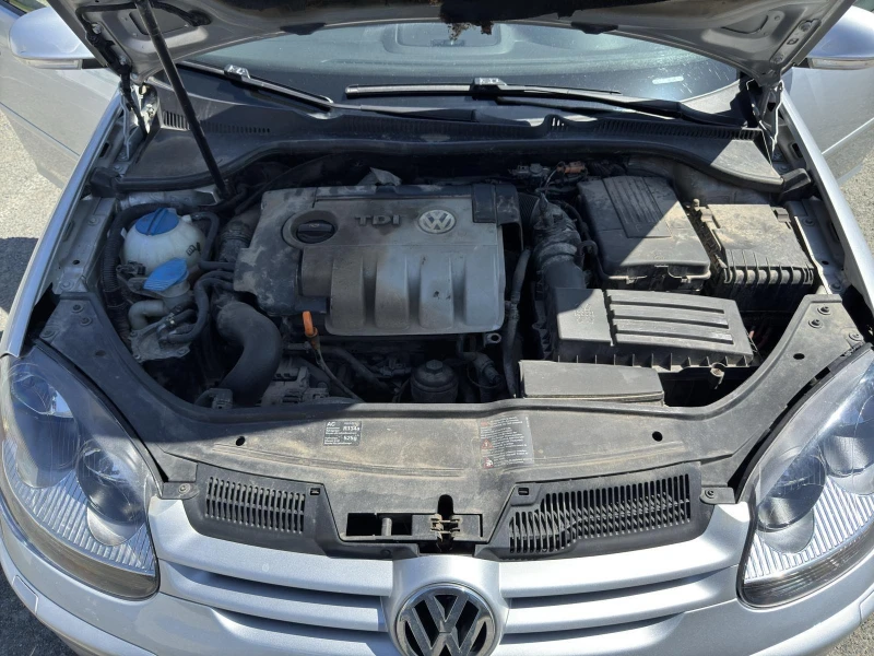 VW Golf, снимка 12 - Автомобили и джипове - 52296046