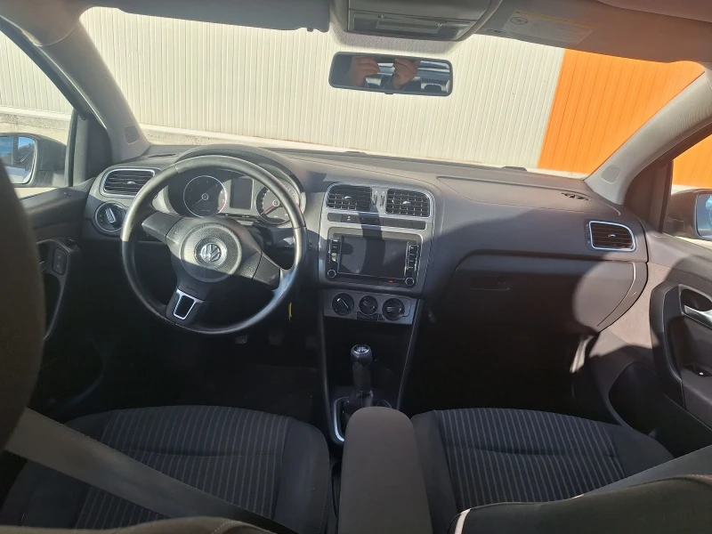 VW Polo, снимка 11 - Автомобили и джипове - 52436065