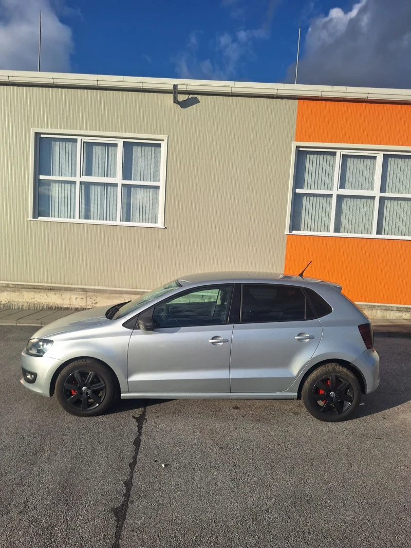 VW Polo, снимка 5 - Автомобили и джипове - 52436065